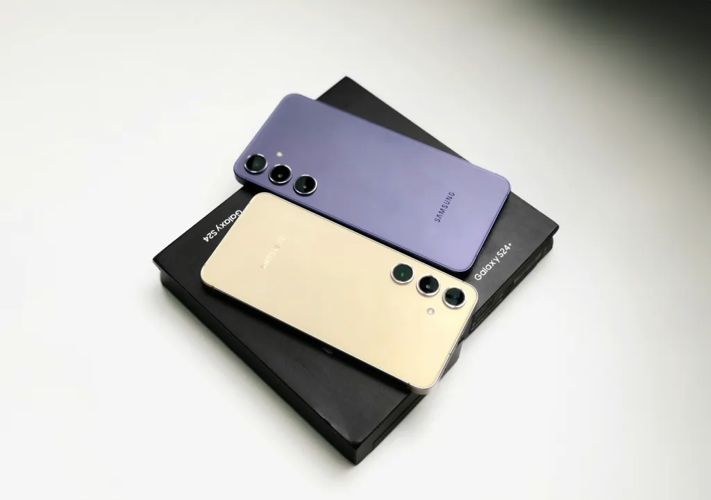 nvestigando os desafios da tela granulada do Samsung Galaxy S24 e em busca de soluções para melhorias futuras.